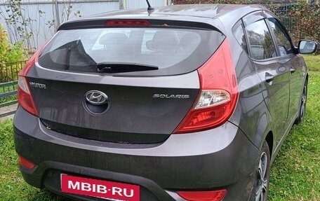 Hyundai Solaris II рестайлинг, 2013 год, 650 000 рублей, 4 фотография