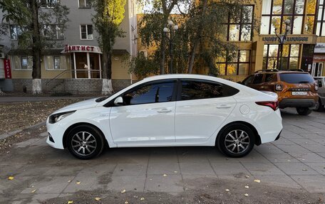 Hyundai Solaris II рестайлинг, 2018 год, 1 390 000 рублей, 7 фотография