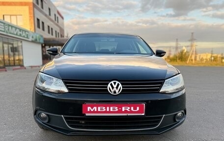 Volkswagen Jetta VI, 2014 год, 950 000 рублей, 11 фотография