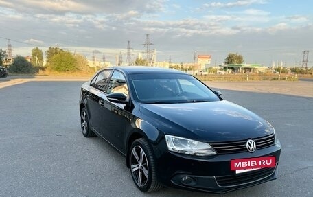 Volkswagen Jetta VI, 2014 год, 950 000 рублей, 12 фотография
