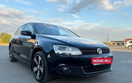 Volkswagen Jetta VI, 2014 год, 950 000 рублей, 18 фотография