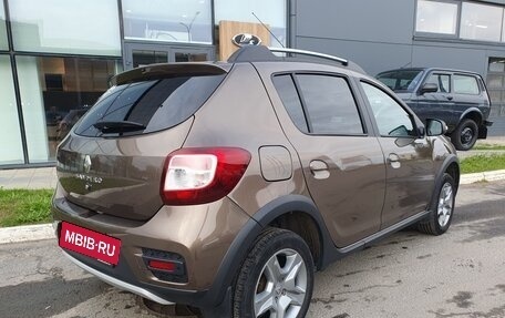 Renault Sandero II рестайлинг, 2021 год, 1 296 000 рублей, 3 фотография