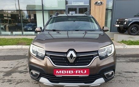 Renault Sandero II рестайлинг, 2021 год, 1 296 000 рублей, 2 фотография