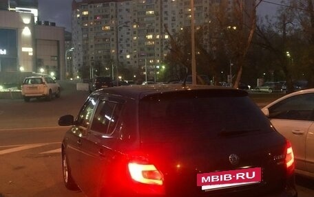 Skoda Fabia II, 2011 год, 850 000 рублей, 3 фотография