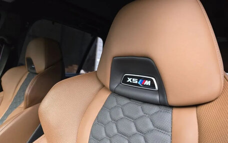 BMW X5 M, 2022 год, 10 800 000 рублей, 9 фотография