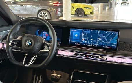 BMW 7 серия, 2023 год, 7 850 000 рублей, 14 фотография
