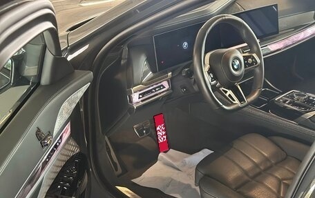 BMW 7 серия, 2023 год, 7 850 000 рублей, 7 фотография