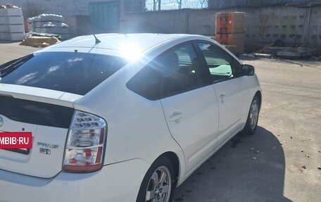 Toyota Prius, 2006 год, 499 000 рублей, 4 фотография