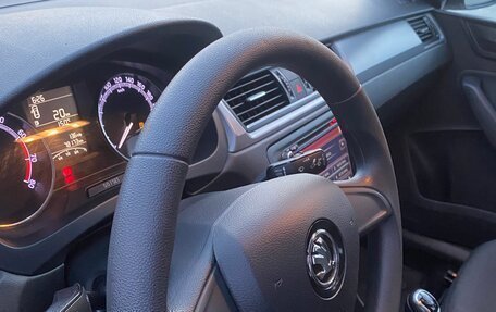 Skoda Rapid I, 2018 год, 1 100 000 рублей, 11 фотография
