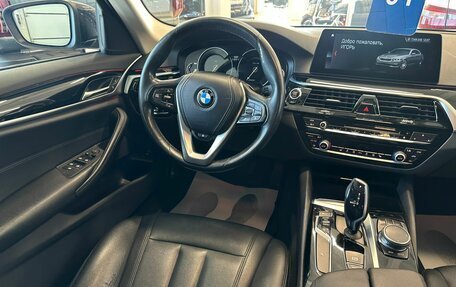 BMW 5 серия, 2017 год, 3 399 900 рублей, 14 фотография