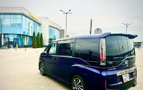 Honda Stepwgn IV, 2019 год, 2 680 000 рублей, 9 фотография