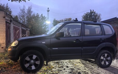 Chevrolet Niva I рестайлинг, 2013 год, 330 000 рублей, 2 фотография