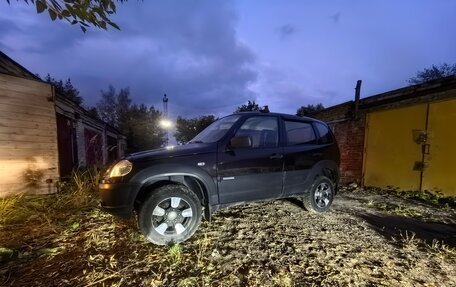 Chevrolet Niva I рестайлинг, 2013 год, 330 000 рублей, 4 фотография