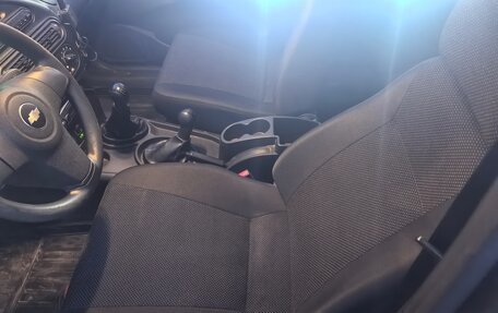 Chevrolet Niva I рестайлинг, 2013 год, 330 000 рублей, 14 фотография