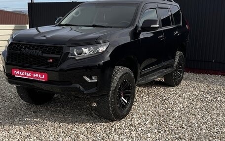 Toyota Land Cruiser Prado 150 рестайлинг 2, 2011 год, 2 950 000 рублей, 2 фотография