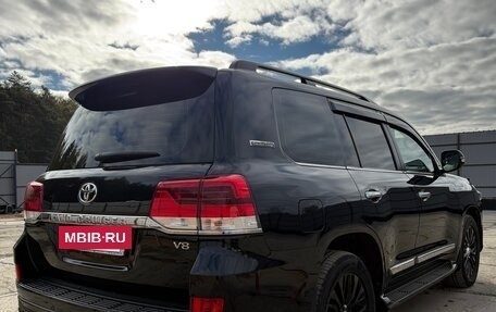 Toyota Land Cruiser 200, 2020 год, 9 000 000 рублей, 5 фотография