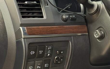Toyota Land Cruiser 200, 2020 год, 9 000 000 рублей, 14 фотография