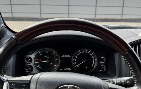 Toyota Land Cruiser 200, 2020 год, 9 000 000 рублей, 12 фотография