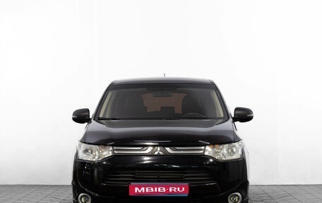 Mitsubishi Outlander III рестайлинг 3, 2013 год, 1 299 000 рублей, 1 фотография