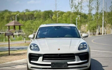 Porsche Macan I рестайлинг, 2022 год, 5 500 500 рублей, 2 фотография