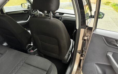 Skoda Rapid I, 2018 год, 1 600 000 рублей, 9 фотография