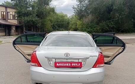 Toyota Crown Majesta, 2011 год, 1 100 000 рублей, 2 фотография