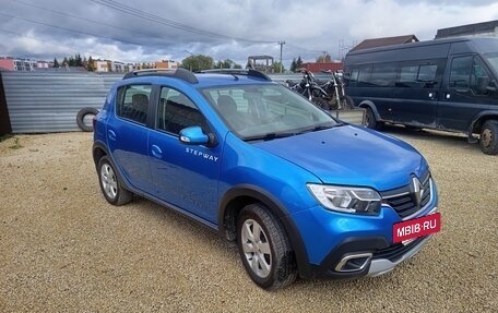 Renault Sandero II рестайлинг, 2019 год, 780 000 рублей, 2 фотография