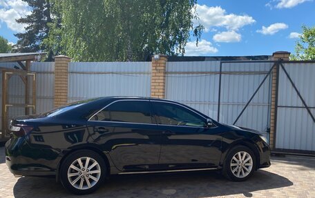 Toyota Camry, 2012 год, 1 800 000 рублей, 2 фотография