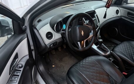 Chevrolet Cruze II, 2012 год, 565 000 рублей, 3 фотография