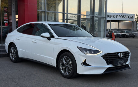 Hyundai Sonata VIII, 2021 год, 2 350 000 рублей, 3 фотография