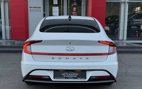 Hyundai Sonata VIII, 2021 год, 2 350 000 рублей, 5 фотография