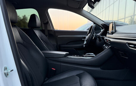 Hyundai Sonata VIII, 2021 год, 2 350 000 рублей, 11 фотография