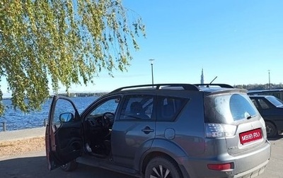 Mitsubishi Outlander III рестайлинг 3, 2011 год, 1 050 000 рублей, 1 фотография
