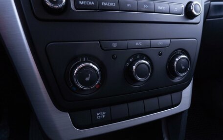 Skoda Yeti I рестайлинг, 2014 год, 1 019 000 рублей, 16 фотография