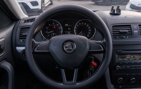 Skoda Yeti I рестайлинг, 2014 год, 1 019 000 рублей, 12 фотография