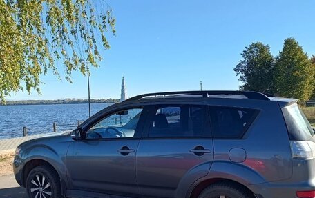 Mitsubishi Outlander III рестайлинг 3, 2011 год, 1 050 000 рублей, 7 фотография