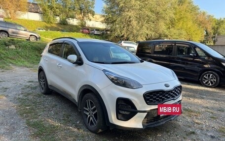 KIA Sportage IV рестайлинг, 2022 год, 2 600 000 рублей, 2 фотография