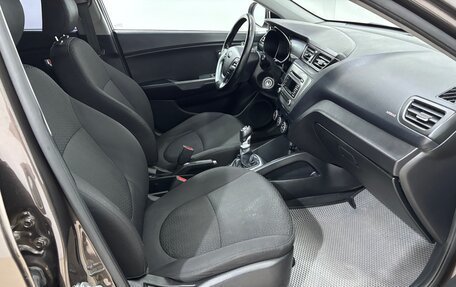 KIA Rio III рестайлинг, 2017 год, 940 000 рублей, 12 фотография