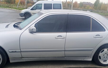 Mercedes-Benz E-Класс, 1999 год, 550 000 рублей, 6 фотография