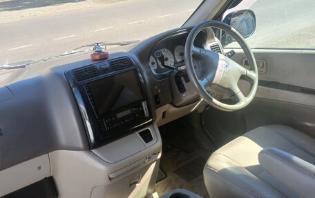 Toyota Grand HiAce I, 2000 год, 1 250 000 рублей, 13 фотография