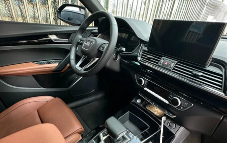 Audi Q5, 2022 год, 3 950 000 рублей, 7 фотография