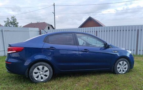 KIA Rio III рестайлинг, 2015 год, 830 000 рублей, 5 фотография