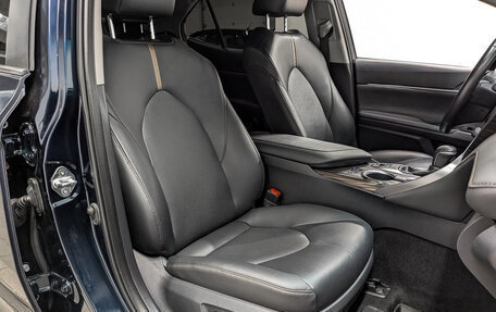Toyota Camry, 2019 год, 2 841 000 рублей, 22 фотография