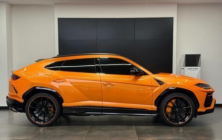 Lamborghini Urus I, 2022 год, 27 990 000 рублей, 2 фотография