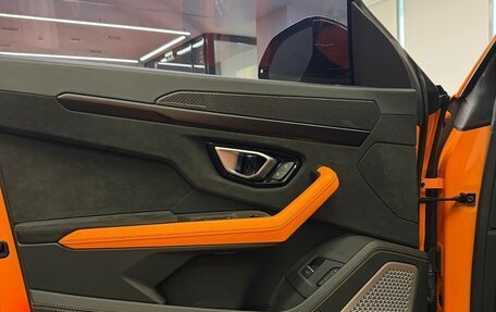 Lamborghini Urus I, 2022 год, 27 990 000 рублей, 29 фотография