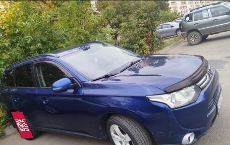 Mitsubishi Outlander III рестайлинг 3, 2013 год, 1 450 000 рублей, 8 фотография
