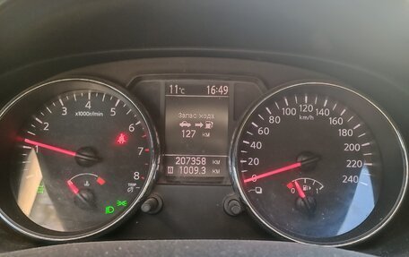 Nissan Qashqai, 2011 год, 900 000 рублей, 14 фотография