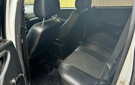 Chevrolet Niva I рестайлинг, 2012 год, 490 000 рублей, 6 фотография