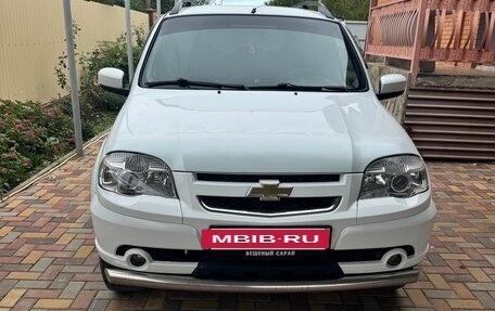 Chevrolet Niva I рестайлинг, 2012 год, 490 000 рублей, 3 фотография