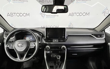 Toyota RAV4, 2021 год, 3 325 000 рублей, 10 фотография